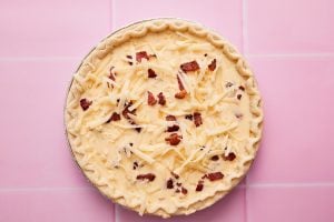 ingredients in pie crust for quiche lorraine
